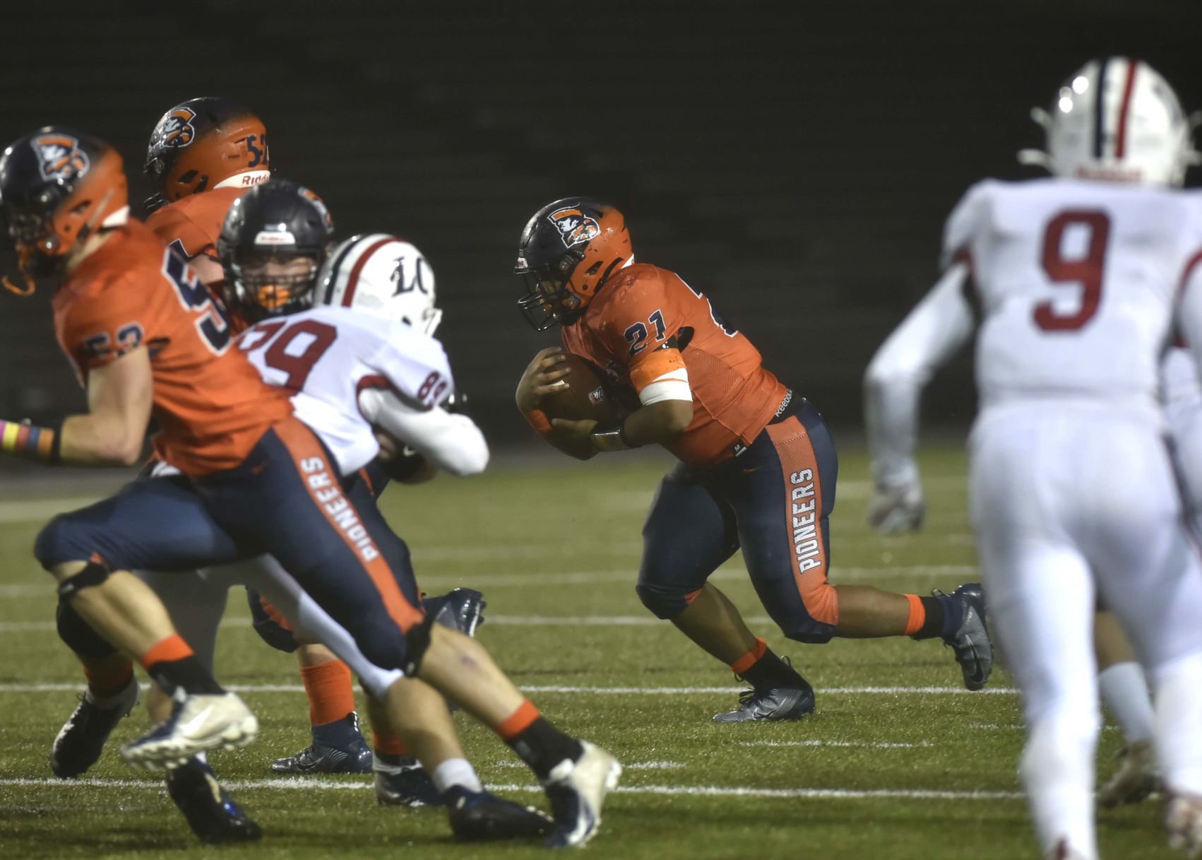 Heritage Vs. LCA football 04